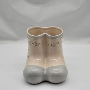 Pfaltzgraff Remembrance Planter Unisex OS Beige Good Floral Boot Shaped
